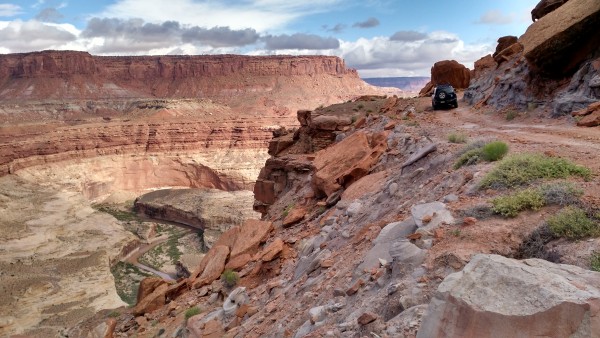 03_happy_canyon_3.jpg